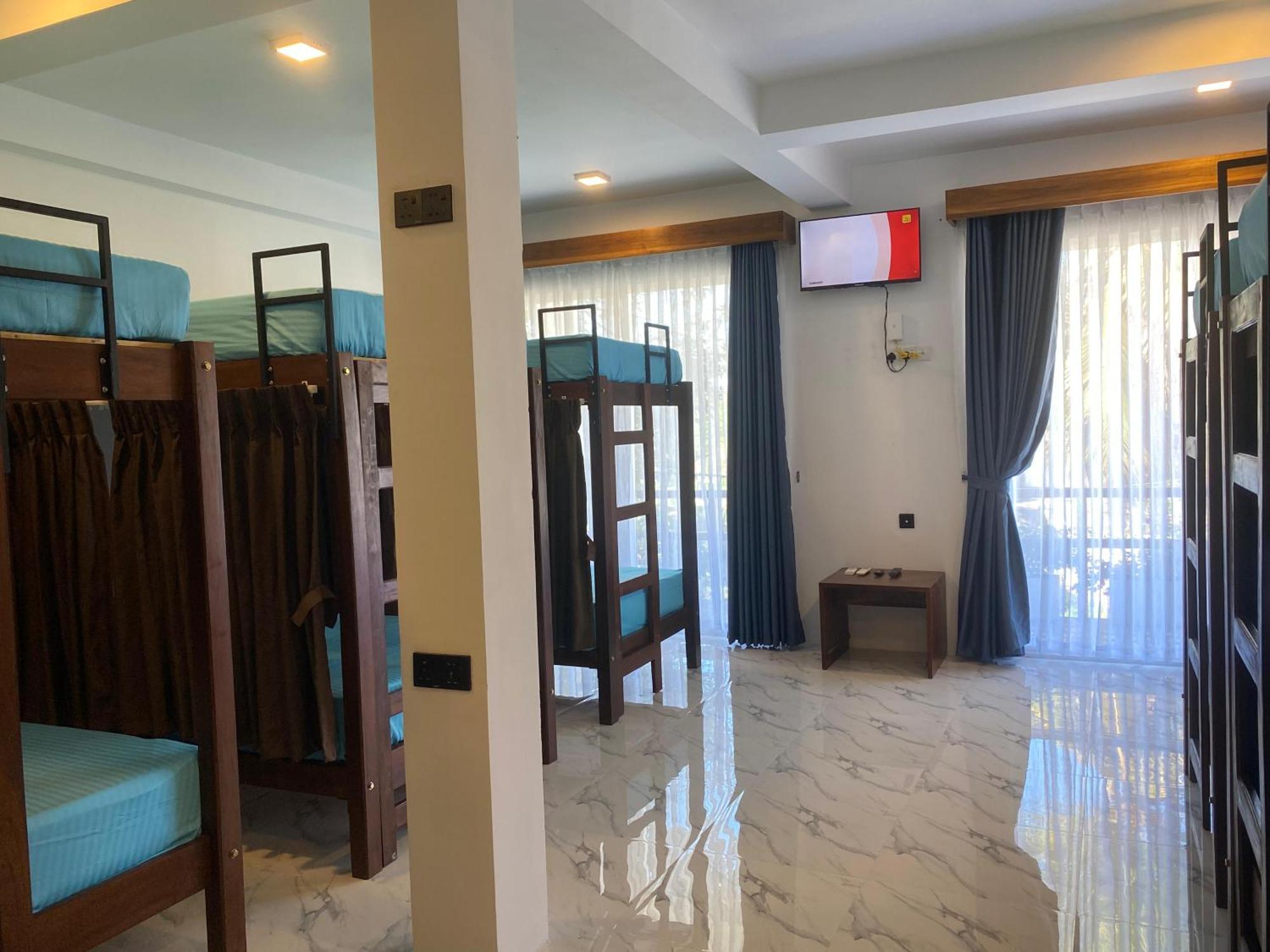Trinco Beach Resort Trincomalee Bagian luar foto
